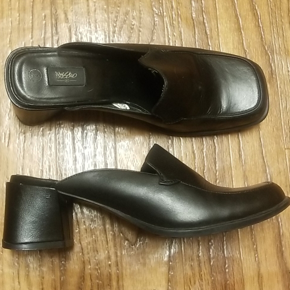 Mossimo Supply Co. Shoes - Vintage 90s chunky heel square toe leather mule